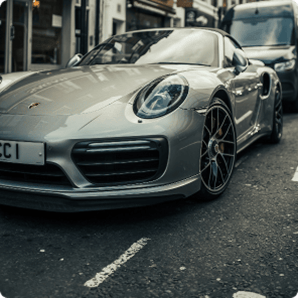 Voitures de luxe d'occasion